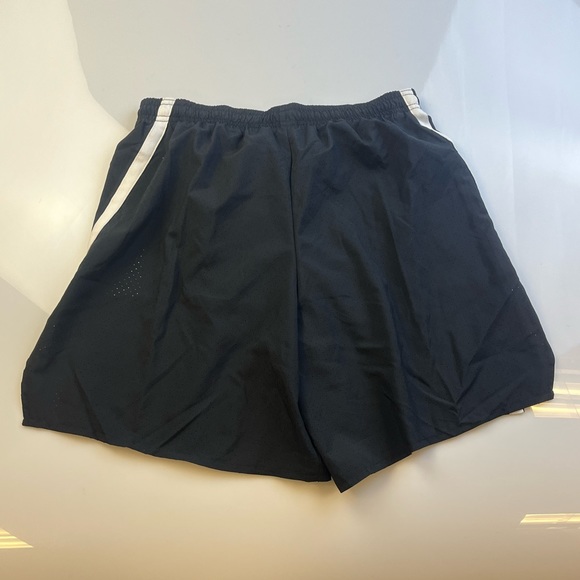 Nike Drifit Running shorts r85-11 - Picture 2 of 4